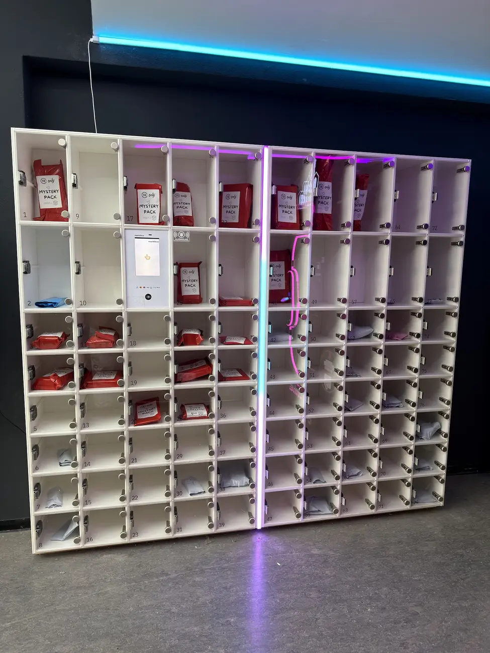 Fächerautomat mit Mystery Packs